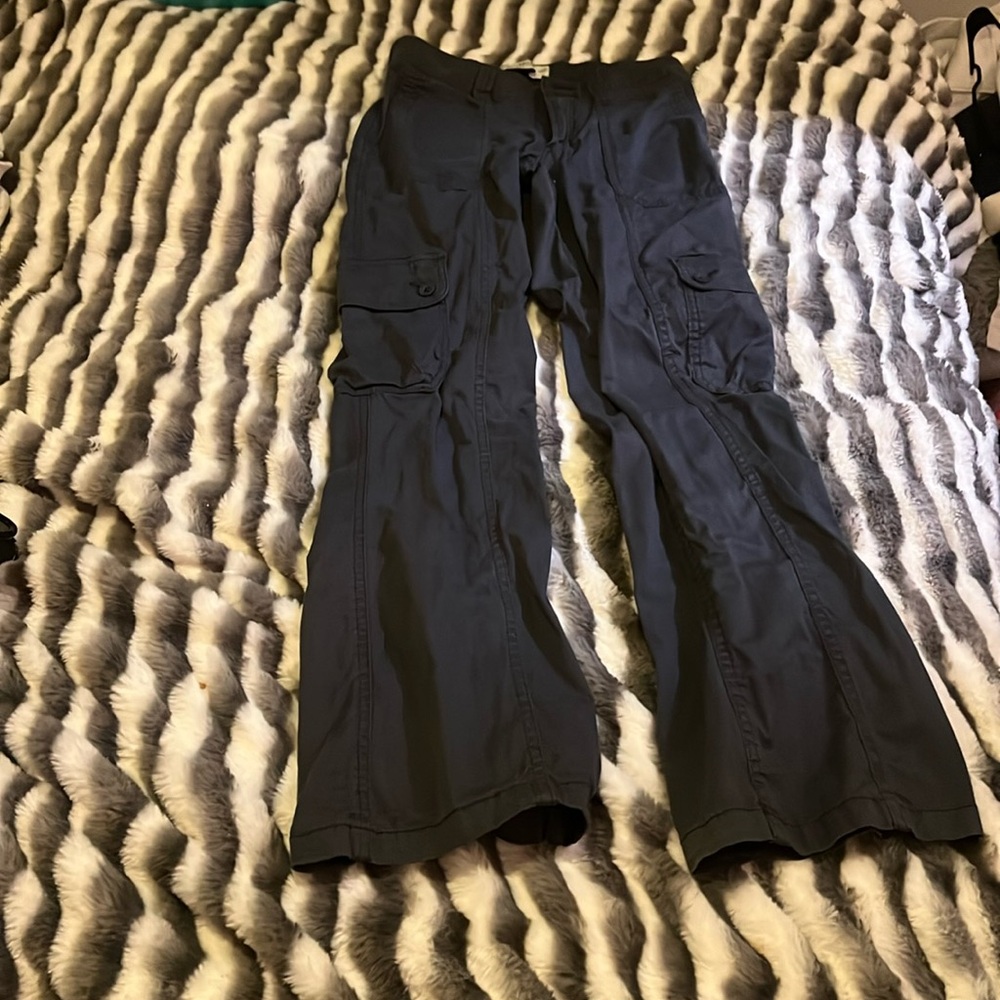 Hollister cargo airy mid rises relax boot